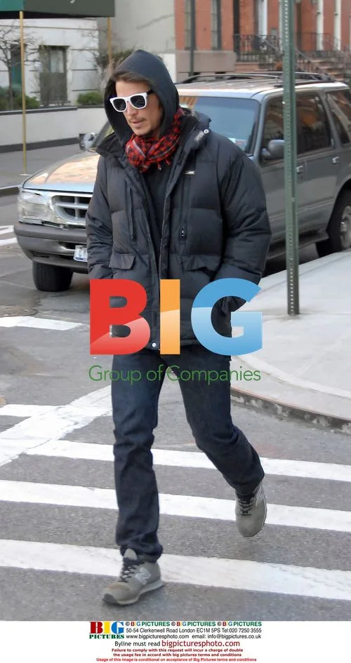 Josh Hartnett Walks in West Village