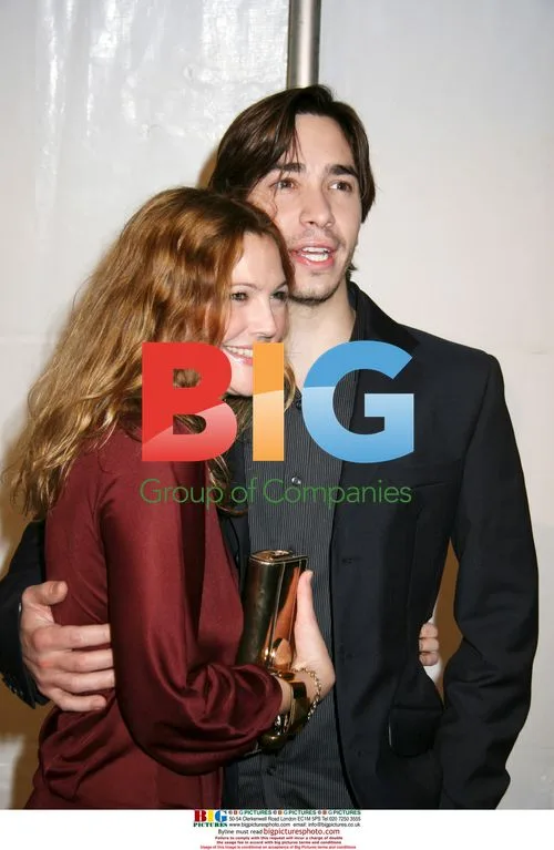 DREW BARRYMORE and JUSTIN LONG at 'Wild West Comedy' premiere