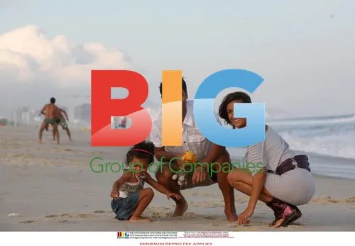 Arsenal's Eduardo with family in Rio