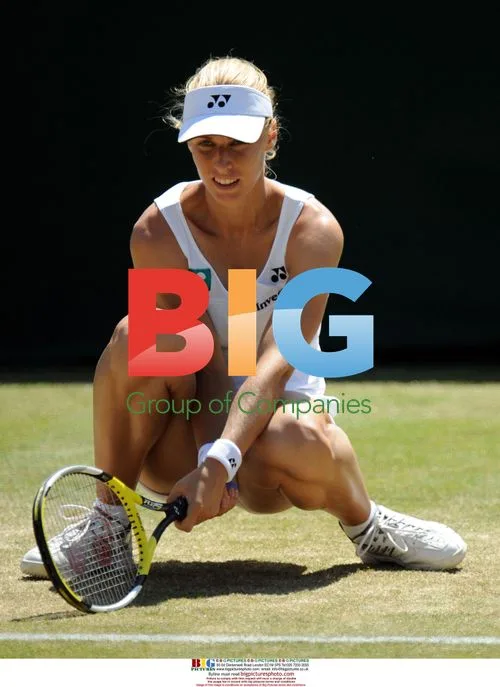 Elena Dementieva celebrates Wimbledon 3rd round win