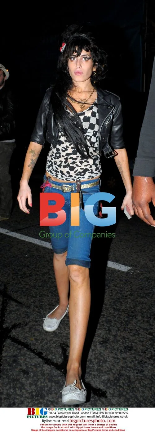 Amy Winehouse Confrontation with Fans