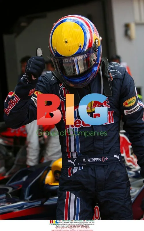 Mark Webber celebrates F1 qualifying 2nd
