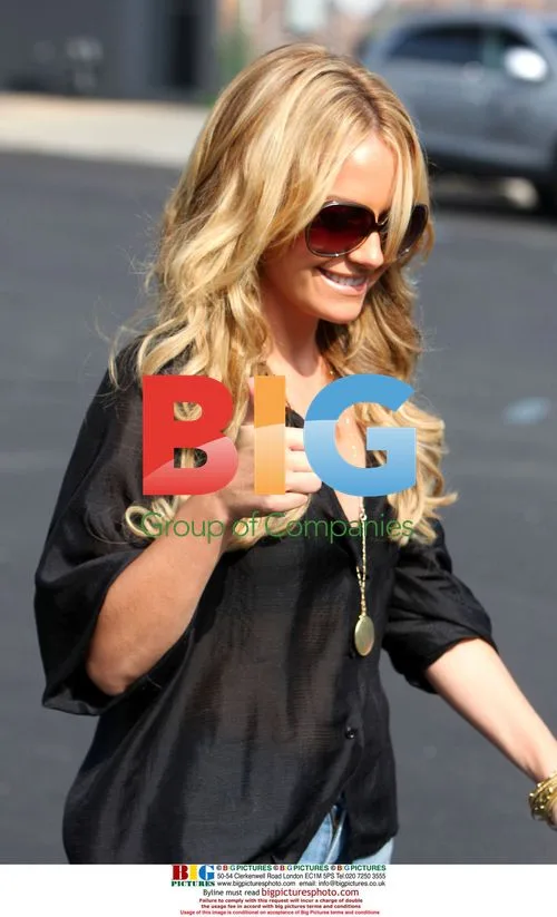 Ugly Betty filming season 3 in NYC