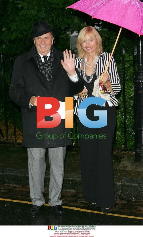 Barry Humphries at Sir David Frost Party