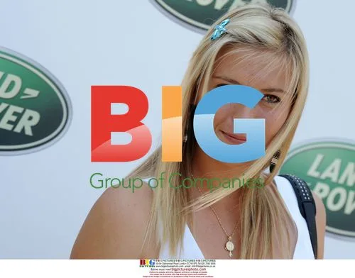 Maria Sharapova Hosts Land Rover Party
