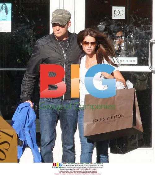 Michael Buble Seen With Mystery Girl in Vancouver