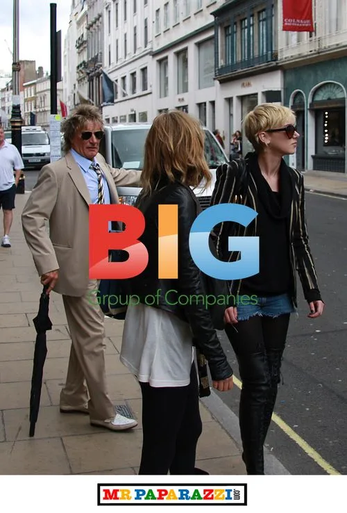 Rod Stewart and Daughter Shopping in London