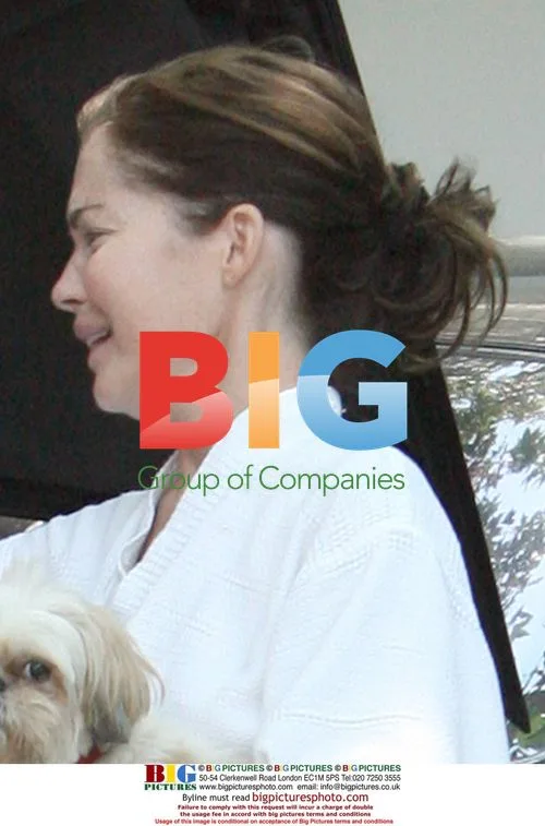 Lara Flynn Boyle in Bel Air