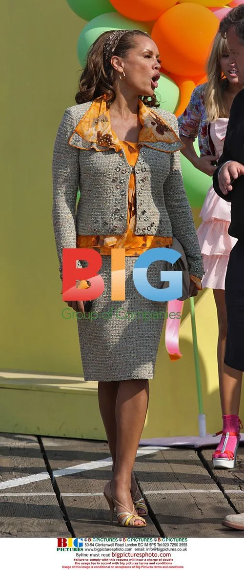Vanessa Williams on set of Hannah Montana