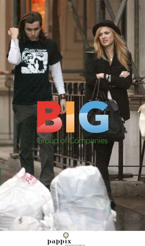 Fearne Cotton out with boyfriend in London