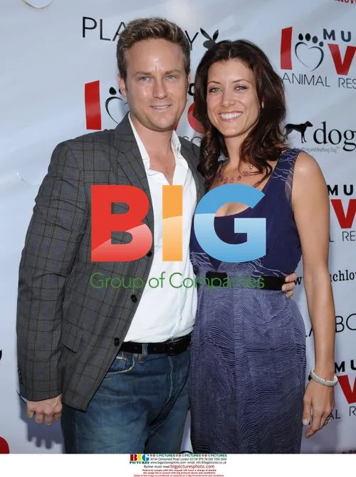 Kate Walsh and Alex Young at Bow Wow Wow! event