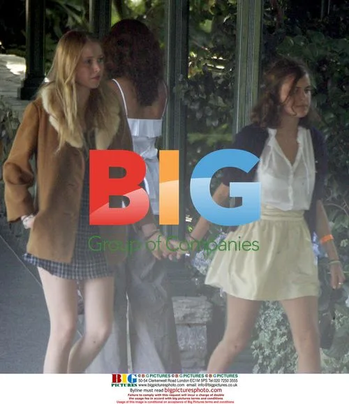 Bruce Willis and Emma Hemming meet Ashton Kutcher and Tallulah Willis