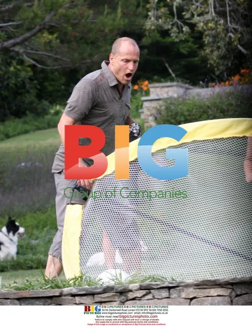Owen Wilson and Woody Harrelson play football game