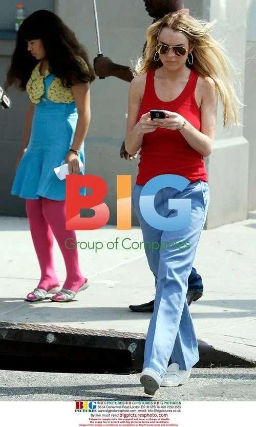 Lindsay Lohan on 'Ugly Betty' Set