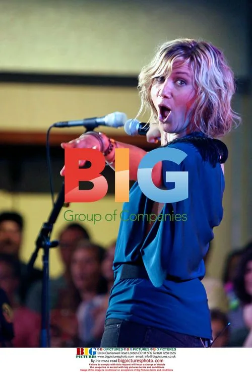 Sugarland performs on 'Good Morning America'
