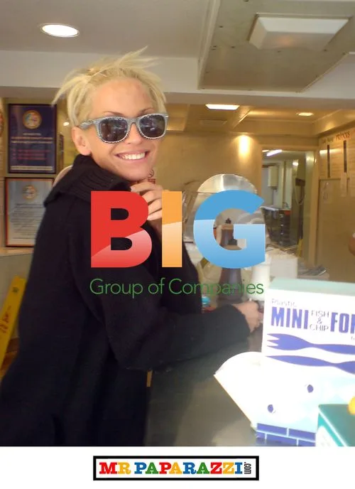 Girls Aloud's Sarah Harding enjoys fish and chips