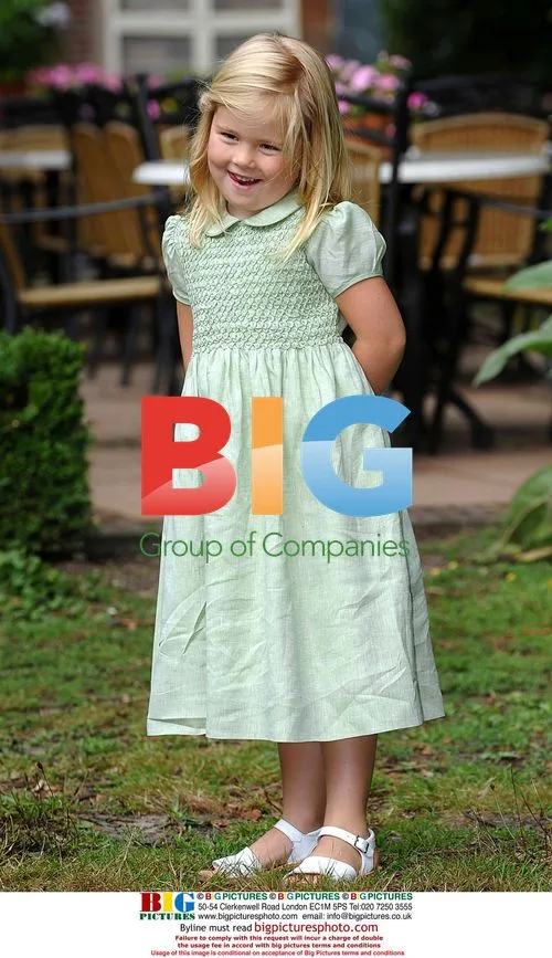 Princess Maxima and family pose for photos