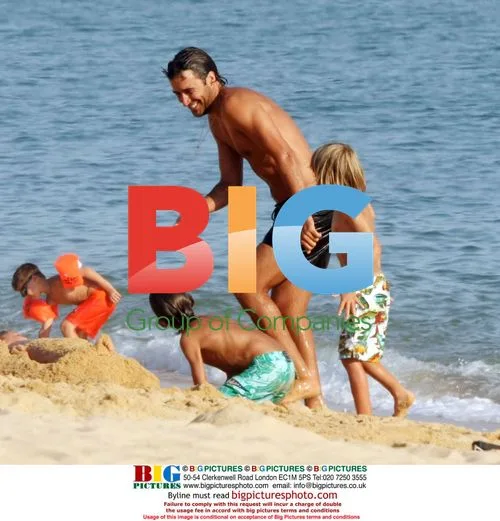 Real Madrid players Raul and Guti on vacation