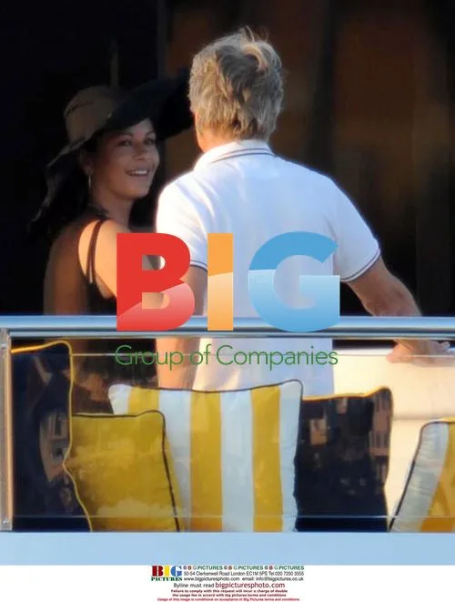 Catherine Zeta-Jones and Michael Douglas in Saint-Tropez