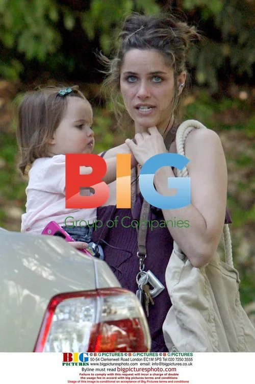 Amanda Pete and daughter Frances Pen