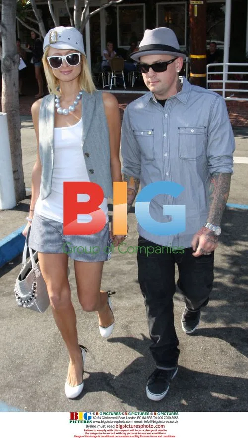Benji Madden and Paris Hilton Shopping