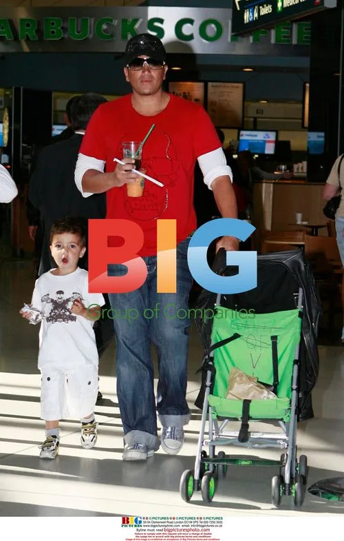Katie Price with family at airport