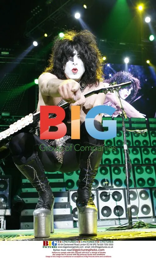 KISS Rocker Paul Stanley in Concert