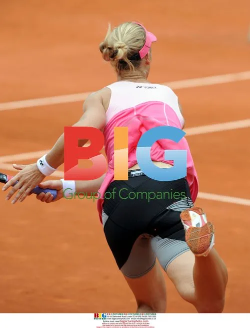 Elena Dementieva wins 4th round French Open 2008