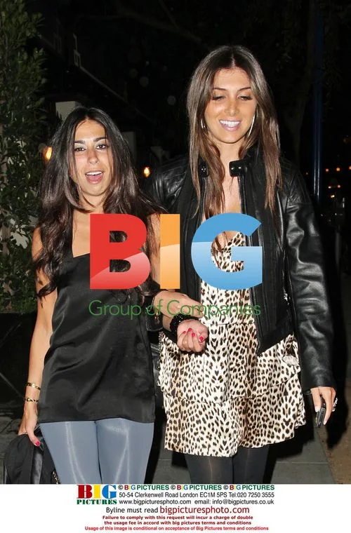 Reality TV Stars Leave Bar