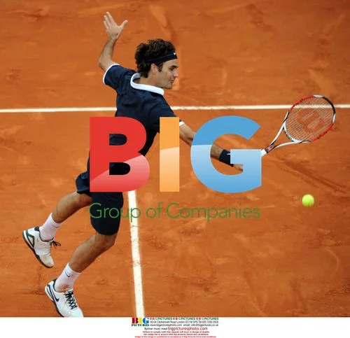 Roger Federer wins French Open semi-final