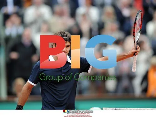 Roger Federer celebrates French Open semi-final win