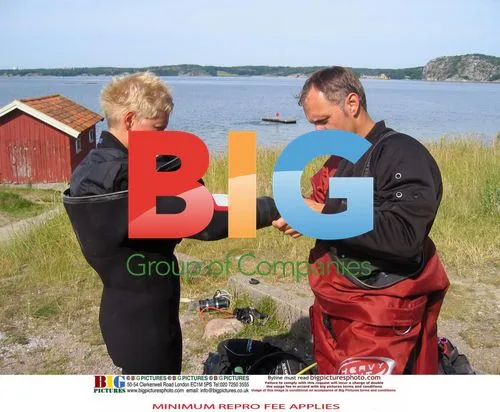 Diver Helena Nevalainen gets engaged after rescue