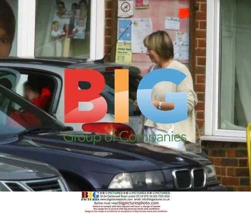 Fern Britton Seen Shopping in Casual Attire
