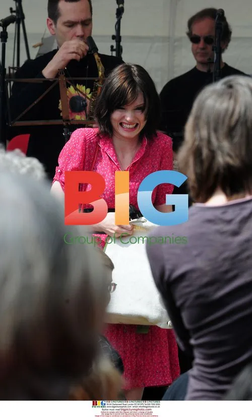 Sophie Ellis Bextor at Bedford Park Festival