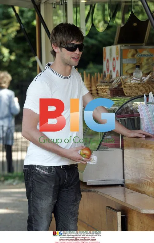Chace Crawford shops and relaxes in London