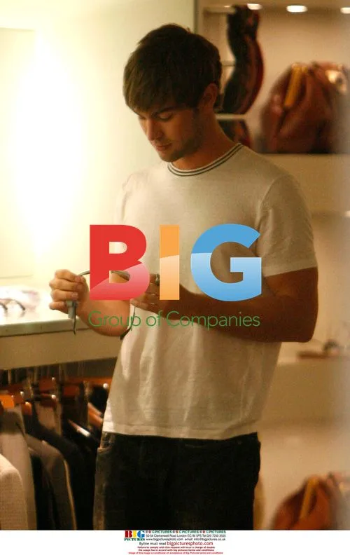 Chace Crawford shopping in London