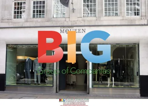 Chace Crawford shopping in London
