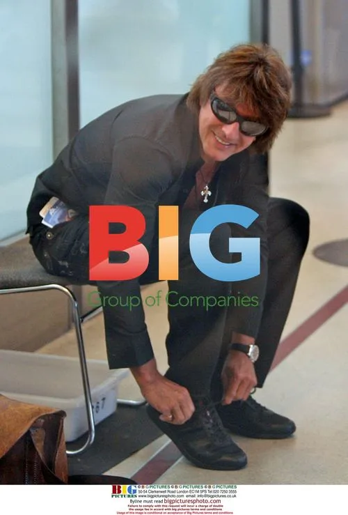 Richie Sambora Departs LAX