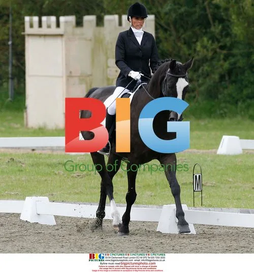 Model Jordan Makes Equestrian Debut