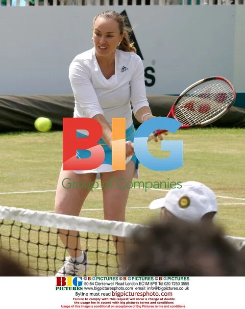 Martina Hingis to play exhibition match in Liverpool