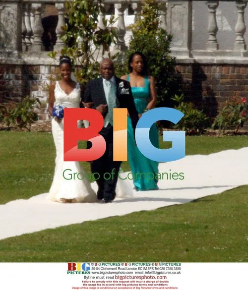 Singer Jamelia marries Darren Byfield