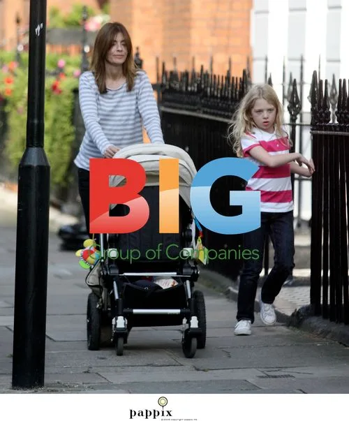 Poogy with Noel Gallagher and family