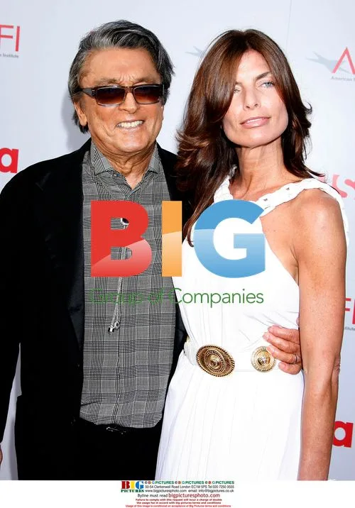 Robert Evans and Lady Victoria White at AFI Tribute