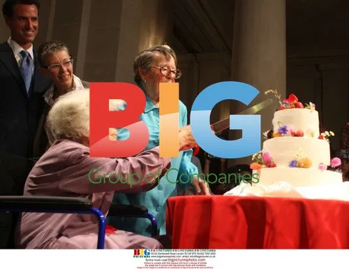 Newsom Officiates Gay Wedding of Lyon and Martin