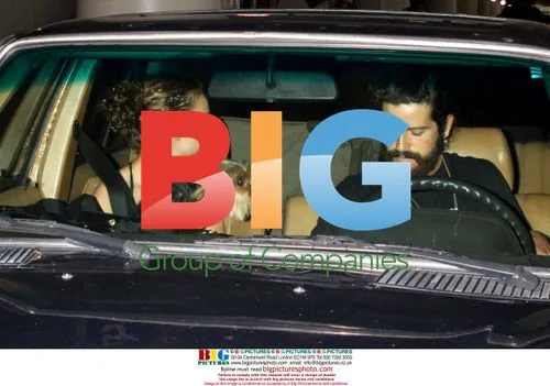 Natalie Portman Kisses Devendra Banhart at LAX