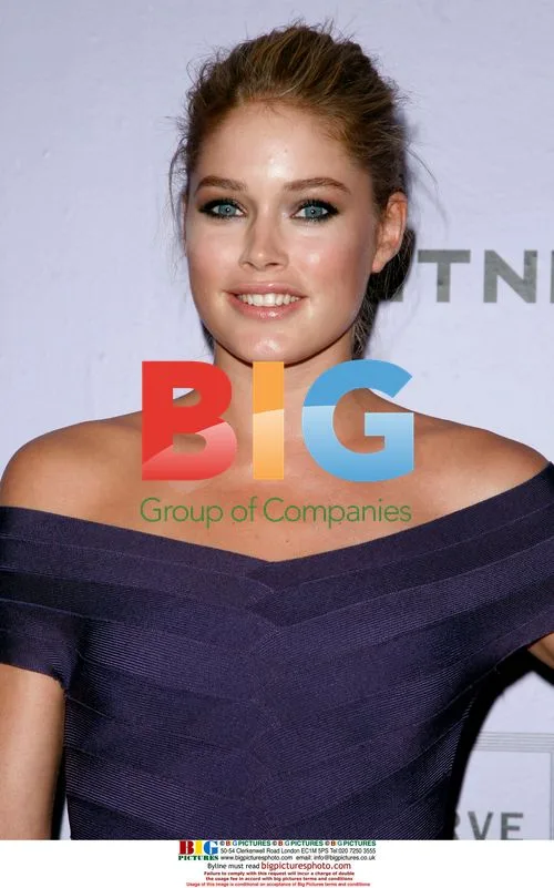 Doutzen Kroes at Whitney Contemporaries' Art Party