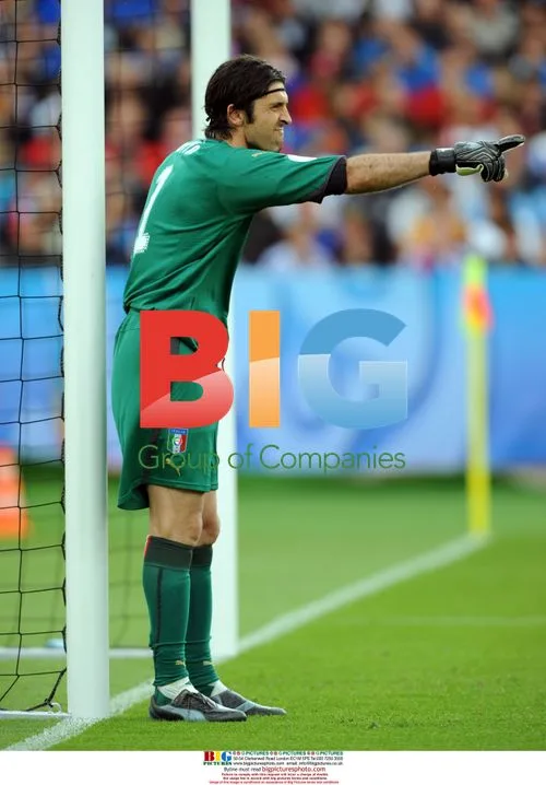 Gianluigi Buffon - Euro 2008 Italy v Romania