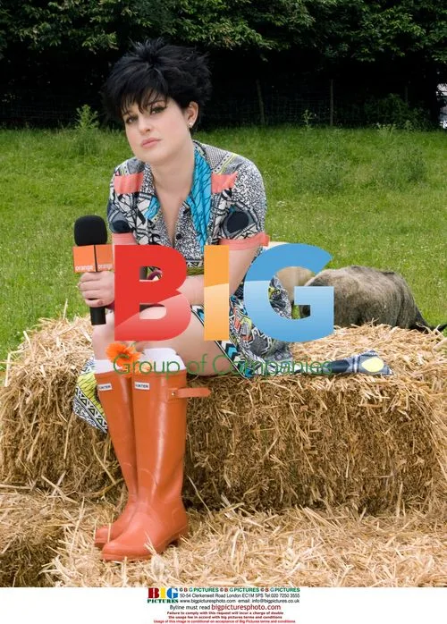 Kelly Osbourne promoting Glastonbury Video Diaries