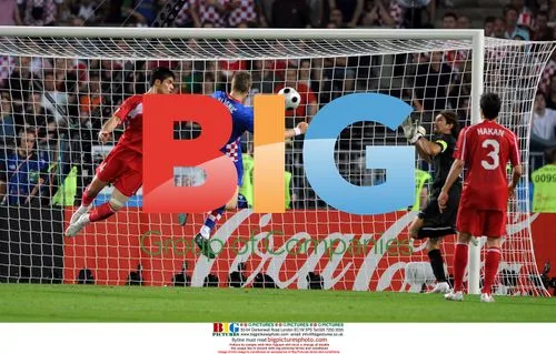 Croatia's Ivan Klasnic scores header against Turkey