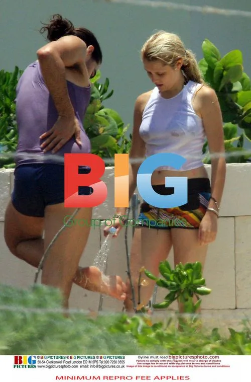 Russell Brand and Teresa Palmer in Mexico